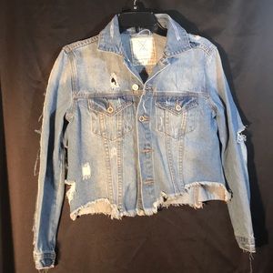 Junior (s) ripped denim jean jacket